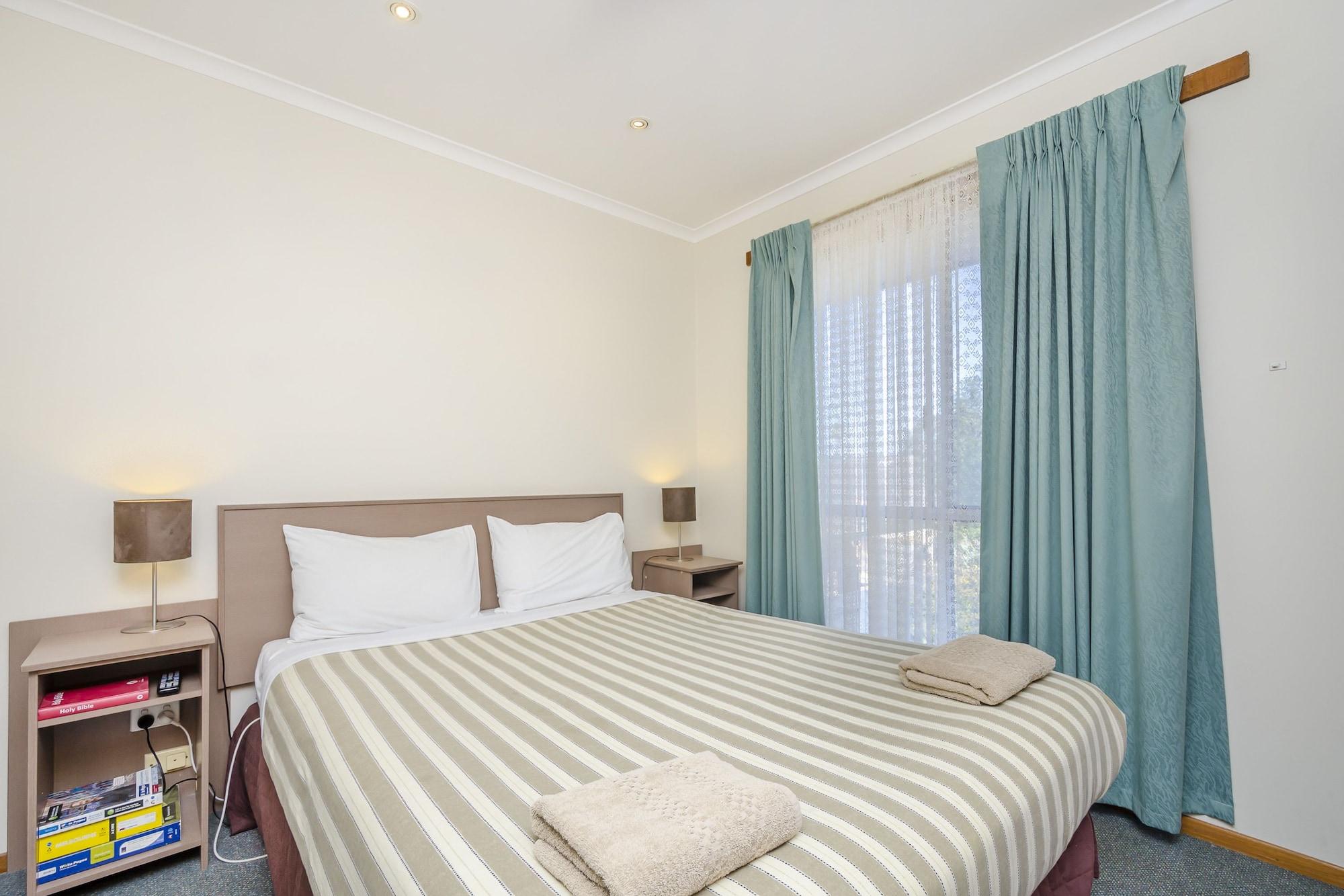 Werribee Motel And Apartments Екстер'єр фото