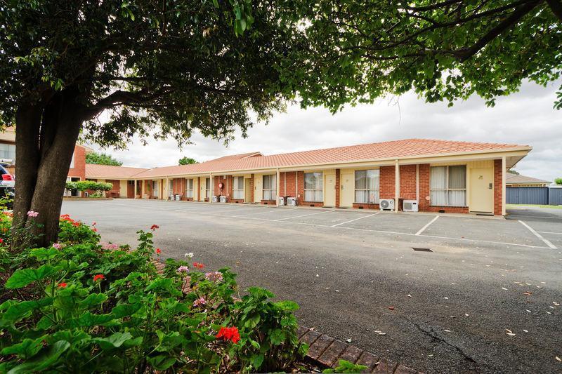 Werribee Motel And Apartments Екстер'єр фото