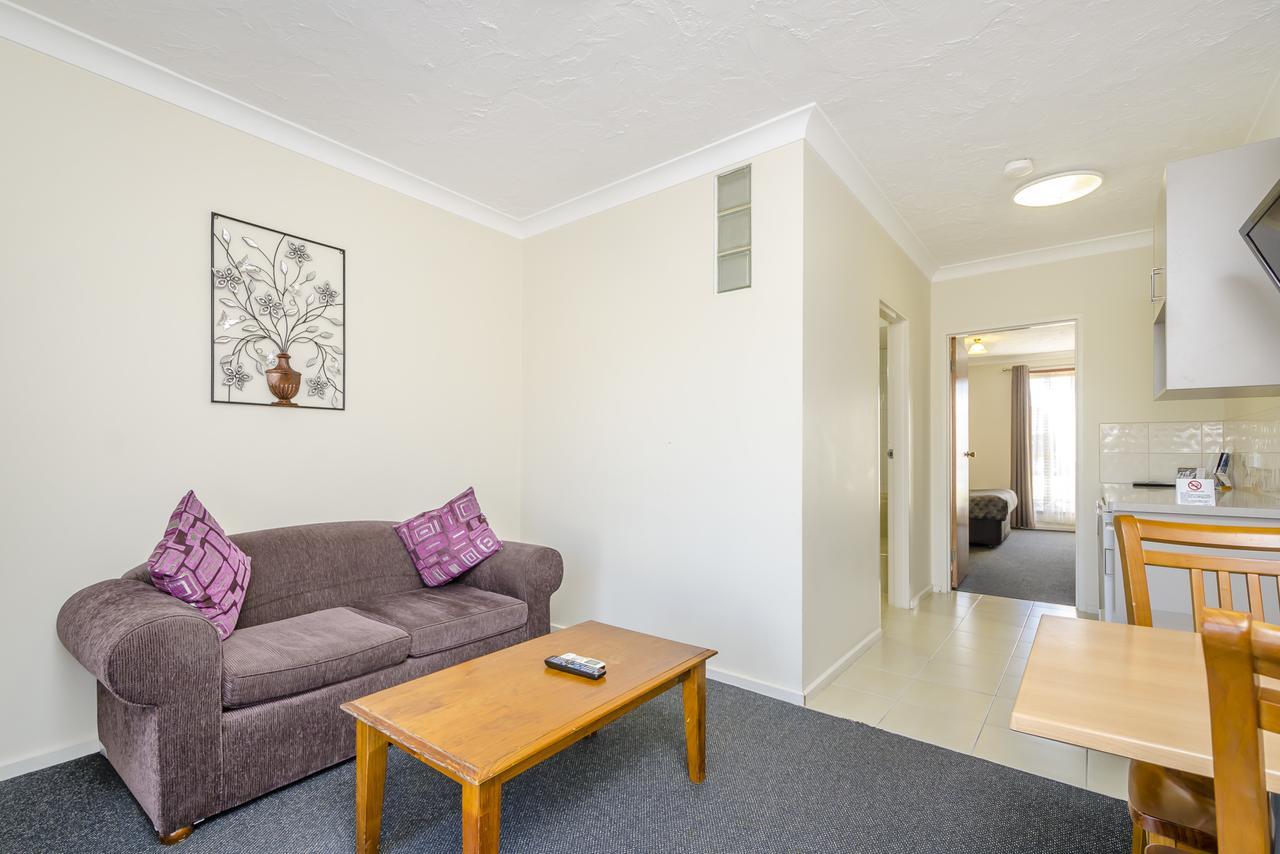 Werribee Motel And Apartments Екстер'єр фото