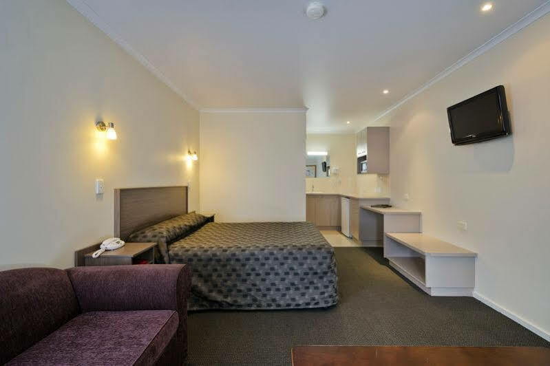 Werribee Motel And Apartments Екстер'єр фото
